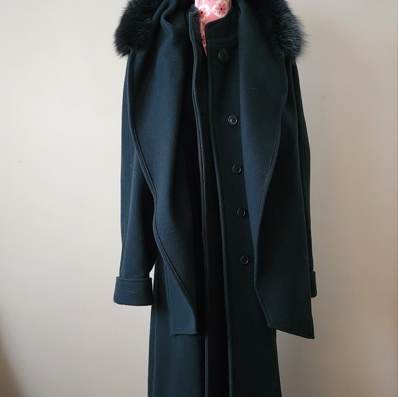 Vintage Holly's Wool Coat - Picture 2 of 4